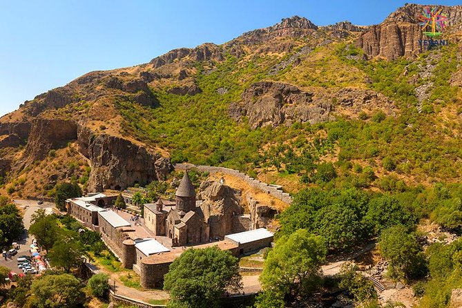 5 Days Armenia Package with Accommodation, Tours and Transfers - Garni, Geghard, lavash, and the Symphony of Stones
