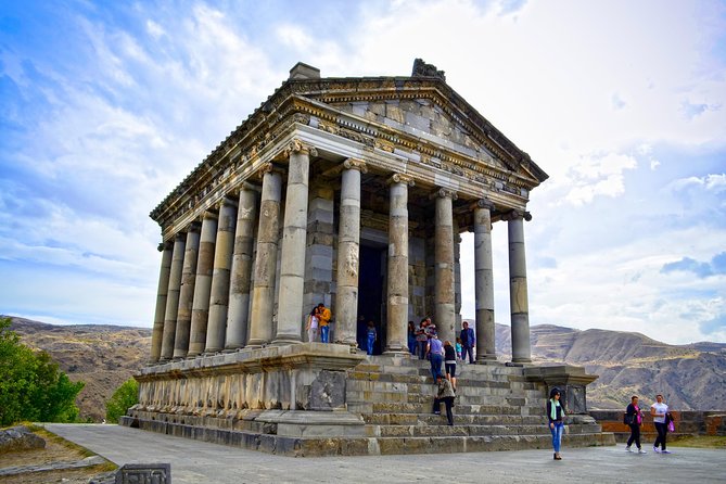 7 Days Armenia Package with Accommodation, Tours and Transfers - Day 5: Yerevan, Echmiadzin, and Zvartnots