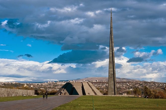 Amazing Yerevan - Starting at Tsitsernakaberd, Yerevan’s most serious stop