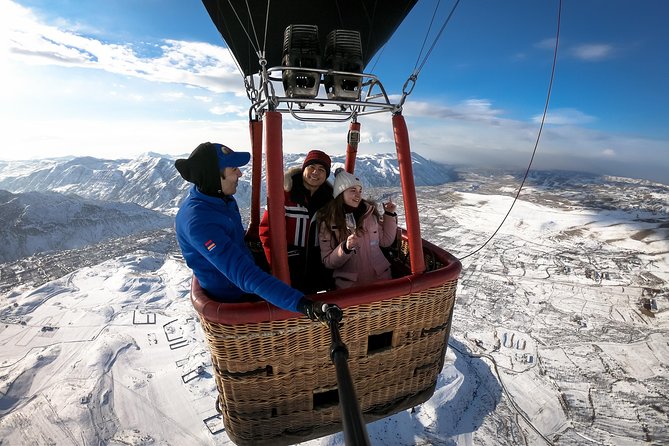 Balloon ride Skyball - The views from above Garni