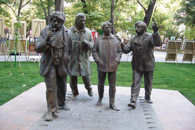 Budget walking tour in Yerevan (Yerevan city tour) - Starting at Republic Square in central Yerevan