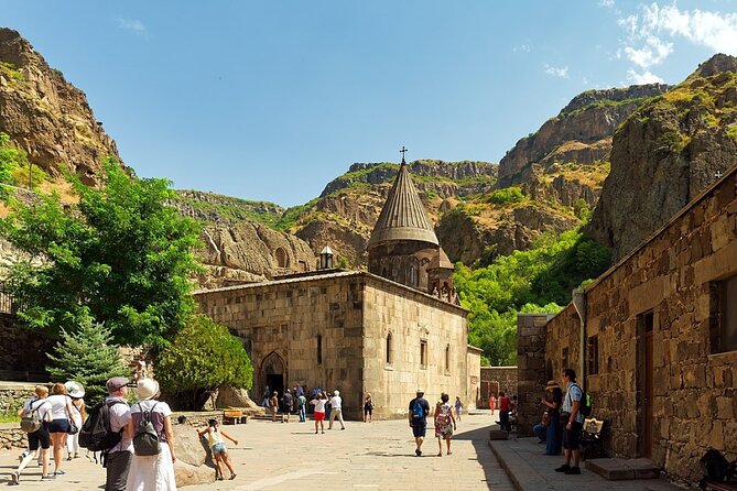 Charents Arch, Garni, Symphony of Stones , Geghard, Lake Sevan - The Symphony of Stones and its giant basalt columns