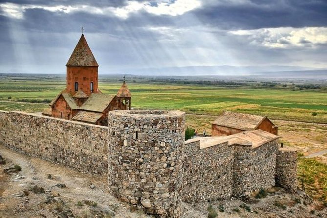 Echmiadzin, Zvartnots, Khor Virap - Zvartnots Temple and Armenia’s great medieval ruins