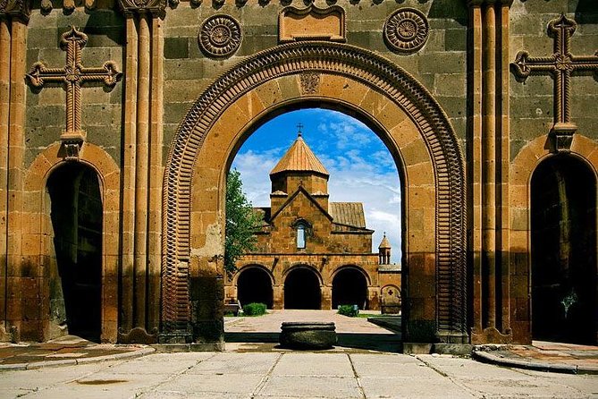 Family package for 7 days - Seven days across Armenia, with three bases