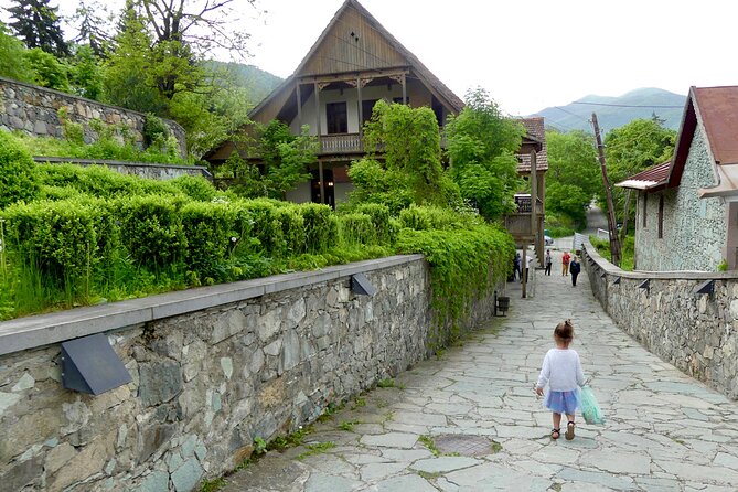 Group Tour: Dilijan, Lake Parz, Makaravank Monastery, winery - Makaravank Monastery and its carved stonework