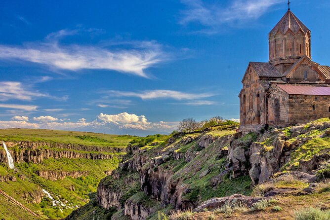 Group Tour: Hovhannavank, Saghmosavank, Chocolate House, Aghtsk - What the $29 price really covers
