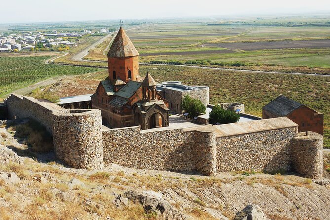 Guided tour: Khor Virap, Noravank Monastery, Areni, Jermuk - Jermuk, the day’s more debatable stop