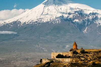 Khor Virap, Noravank & Birds’ Cave Day Trip with Wine Tasting