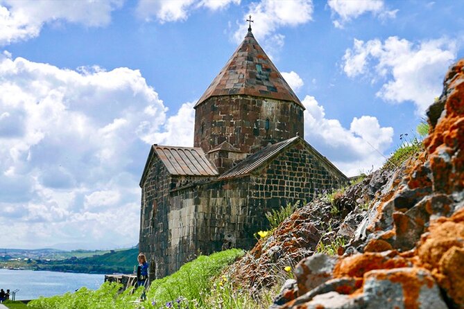 Lake Sevan & Dilijan Guided Day Trip with Ijevan Wine Tour - How the guide and transport shape the day