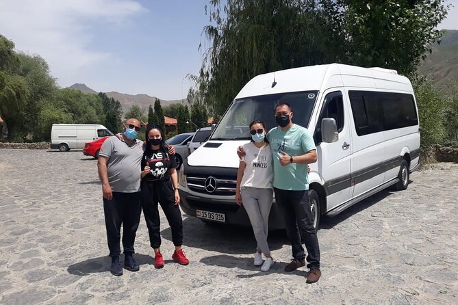 One way Yerevan airport transfer - From your hotel to the airport before dawn