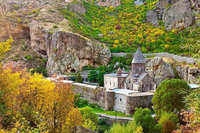 Private 7-8-hour Khor Virap, Garni temple & Geghard monastery trip from Yerevan - Three layers of Armenia in one day