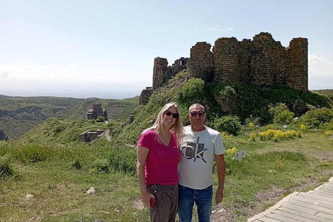 PRIVATE TOUR: Saghmosavank , Alphabet monument, Amberd fortress - Leaving Yerevan for the Kasakh River gorge