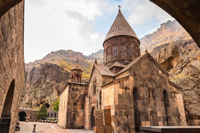 Private Tour to Garni Temple, Geghard & Khor Virap Monasteries, Azat Reservoir - What the vehicle and private service add