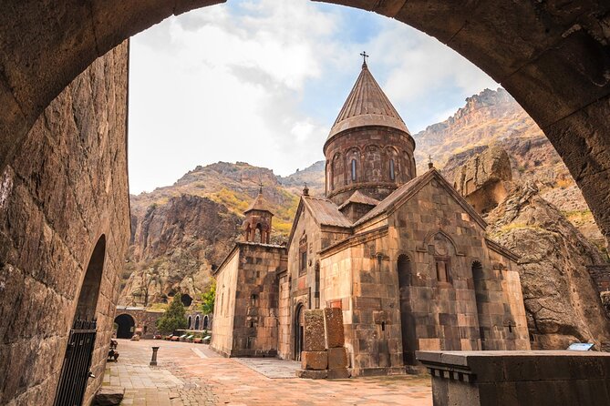 Private Tour to Garni Temple, Geghard Monastery, Echmiadzin Cathedral, Zvartnots - Zvartnots and the power of ruins