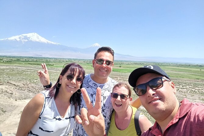 Private Tour to Khor Virap Monastery - Meeting Arthur and Jasmine
