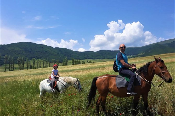 Scenic Trail Rides - Starting beside Lake Tsover above Dsegh