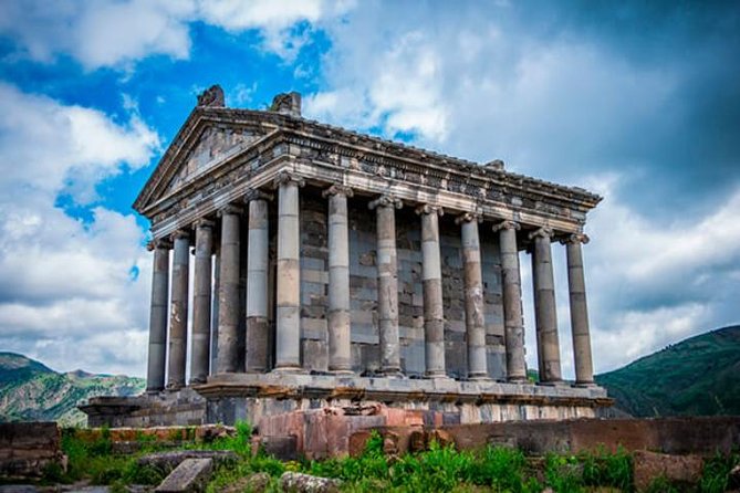 Symphony of Stones, Garni, Geghard, photo stop at Charents arch - Charents Arch gives you the first big view