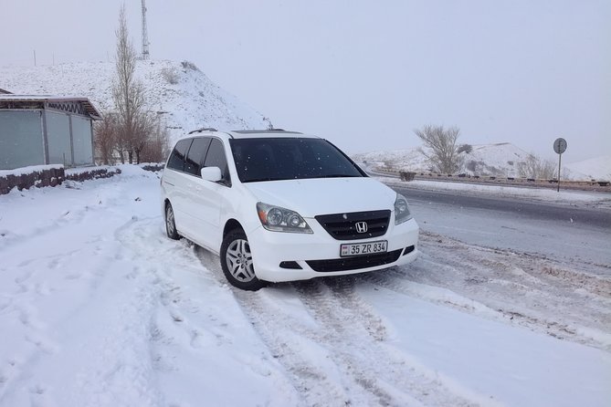 Transfer from Yerevan to Tbilisi with 2 sightseeing stops - Key points to know before booking
