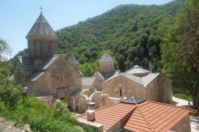 Transfer from Yerevan to Tbilisi with 2 sightseeing stops