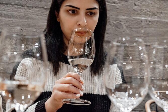 Wine Trip in Yerevan - Returning to Saryan Street for the final selection
