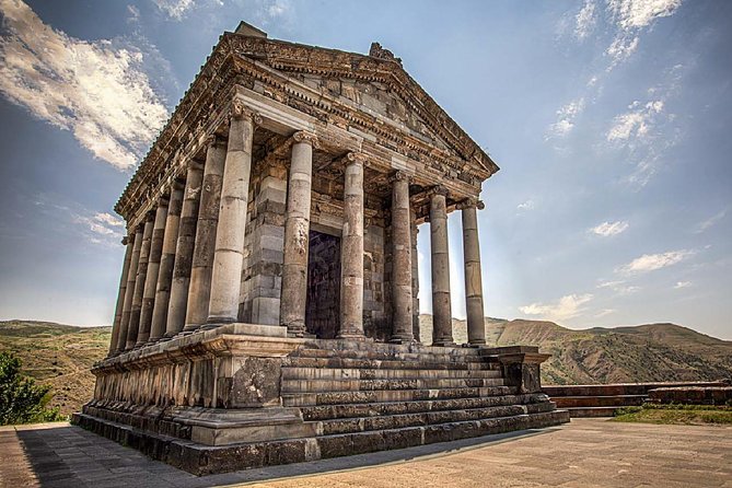 Yerevan Card Including Free 30+ Museums, 5+ Tours & Discounts - Art museums with very different personalities